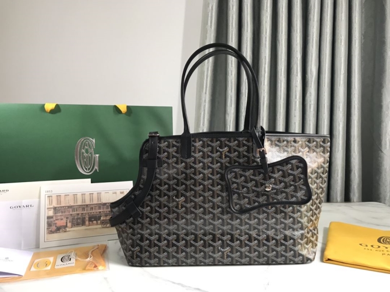 Goyard Pet Bags